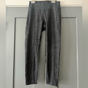 Women’s outdoor voices leggings 3/4 length